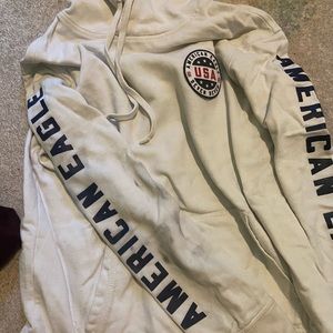 American Eagle sweatshirt